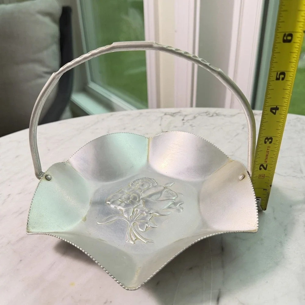 VTG 50s NASCO Italy Hammered Aluminum Basket Rose Motif Mid Century Modern MCM